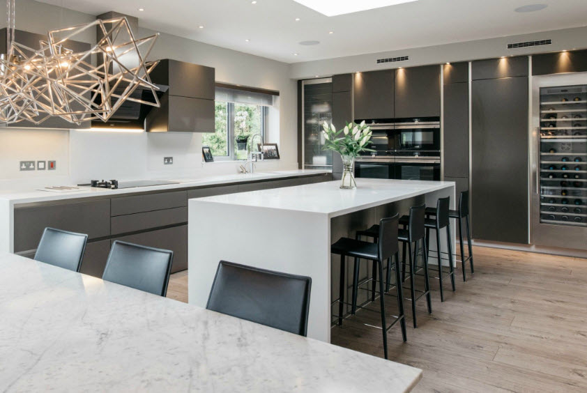 Sleek Designs For Your Kitchen